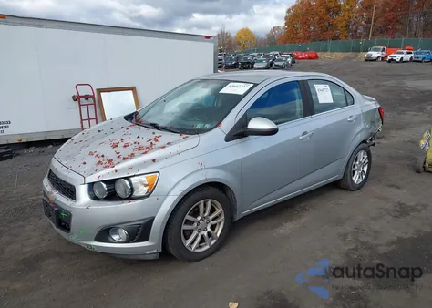 2013 Chevrolet Sonic Lt Manual из США, поврежденный, VIN 1G1JD5SG2D4143717